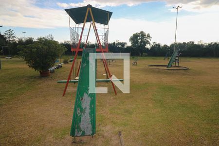 Casa de condomínio à venda com 93m², 3 quartos e 1 vagaÁrea comum - Playground