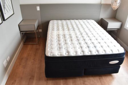 Suíte de apartamento para alugar com 2 quartos, 126m² em Boa Vista, Curitiba