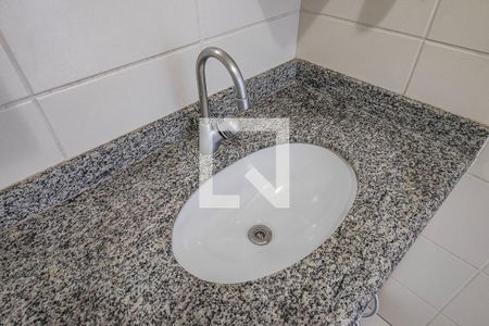 Banheiro de apartamento para alugar com 1 quarto, 30m² em Jardim Paulista, São Paulo