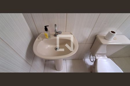 Casa à venda com 211m², 2 quartos e 2 vagasBanheiro Social
