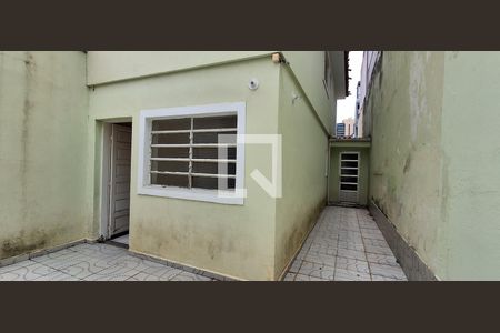 Casa à venda com 211m², 2 quartos e 2 vagasQuintal