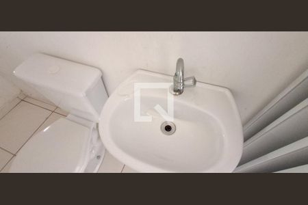 Casa à venda com 211m², 2 quartos e 2 vagasLavabo