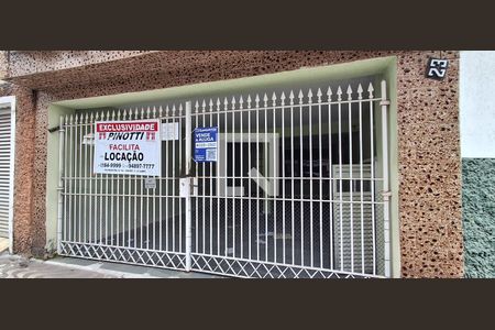 Casa à venda com 211m², 2 quartos e 2 vagasFachada