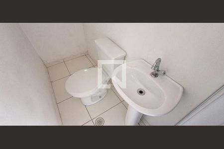 Casa à venda com 211m², 2 quartos e 2 vagasLavabo