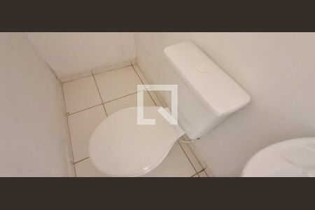 Casa à venda com 211m², 2 quartos e 2 vagasLavabo