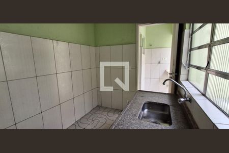 Casa à venda com 211m², 2 quartos e 2 vagasCozinha