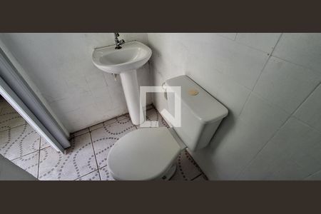 Casa à venda com 211m², 2 quartos e 2 vagasBanheiro de serviço