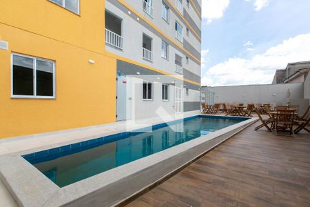 Apartamento para alugar com 31m², 1 quarto e sem vaga Apartamento para alugar com 31m², 1 quarto e sem vagaÁrea comum - Piscina