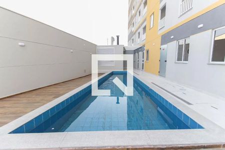 Apartamento para alugar com 31m², 1 quarto e sem vaga Apartamento para alugar com 31m², 1 quarto e sem vagaÁrea comum - Piscina