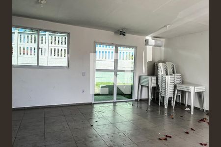 Apartamento para alugar com 42m², 2 quartos e 1 vaga Apartamento para alugar com 42m², 2 quartos e 1 vagaÁrea comum - Salão de festas