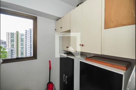 Apartamento para alugar com 138m², 3 quartos e 2 vagasQuarto de Serviço