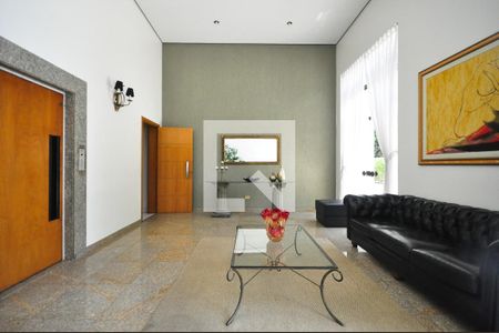 Apartamento para alugar com 138m², 3 quartos e 2 vagasHall Social