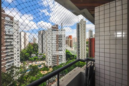 Apartamento para alugar com 138m², 3 quartos e 2 vagasVaranda