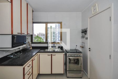 Apartamento para alugar com 138m², 3 quartos e 2 vagasCozinha