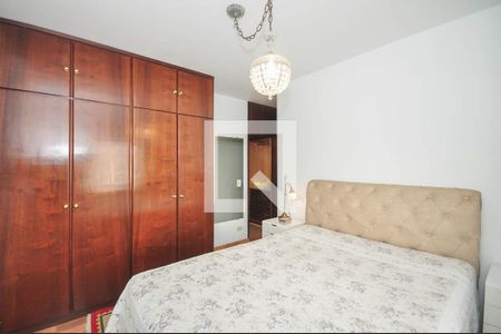 Apartamento para alugar com 138m², 3 quartos e 2 vagasSuíte