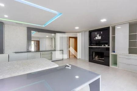Casa para alugar com 394m², 4 quartos e 4 vagasQuarto