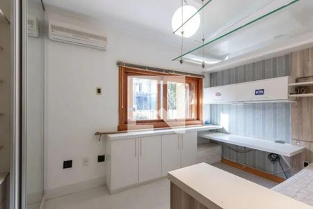 Casa para alugar com 394m², 4 quartos e 4 vagasQuarto