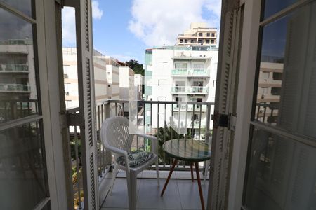 Apartamento para alugar com 92m², 2 quartos e 2 vagasVaranda