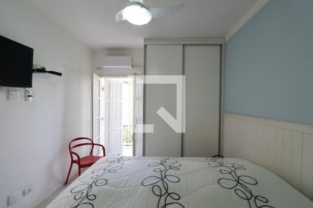 Suíte de apartamento para alugar com 2 quartos, 92m² em Jardim Tres Marias, Guarujá