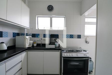 Apartamento para alugar com 92m², 2 quartos e 2 vagasCozinha