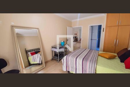 Casa à venda com 250m², 3 quartos e 3 vagasSuíte 3