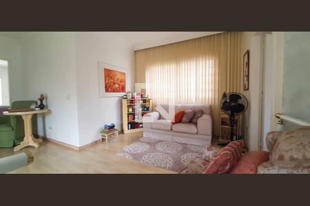 Casa à venda com 250m², 3 quartos e 3 vagasHall dos quartos