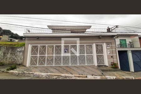 Casa à venda com 250m², 3 quartos e 3 vagasFachada da Casa