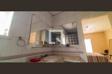 Casa à venda com 250m², 3 quartos e 3 vagasBanheiro da Suíte 3