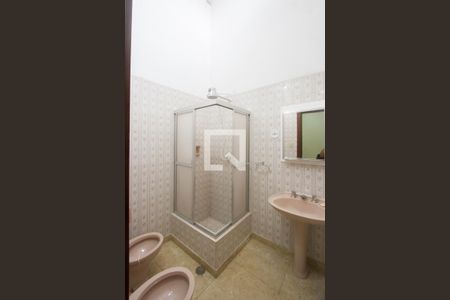 Casa à venda com 102m², 2 quartos e 1 vaga Casa à venda com 102m², 2 quartos e 1 vagaBanheiro