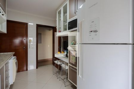 Apartamento à venda com 103m², 3 quartos e 2 vagasCozinha