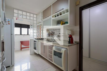 Apartamento à venda com 103m², 3 quartos e 2 vagasCozinha