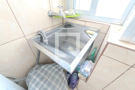 Apartamento à venda com 65m², 1 quarto e sem vagaCozinha e Área de Serviço