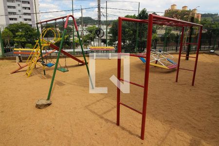 Apartamento à venda com 46m², 1 quarto e sem vagaÁrea comum - Playground