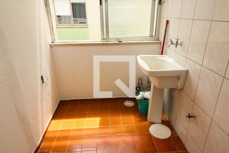 Apartamento à venda com 46m², 1 quarto e sem vagaCozinha e Área de Serviço