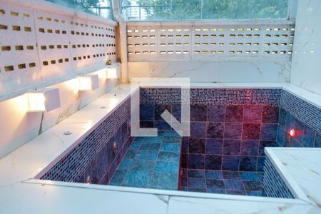 Apartamento à venda com 74m², 2 quartos e 1 vagaPiscina