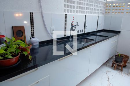 Apartamento à venda com 74m², 2 quartos e 1 vagaÁrea externa