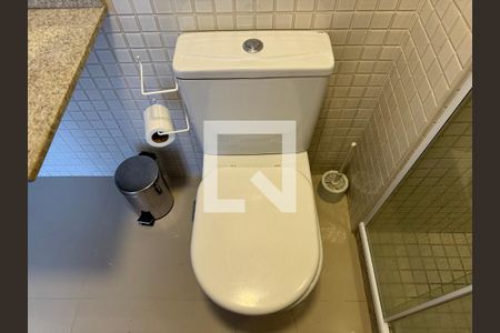 Apartamento para alugar com 65m², 2 quartos e 1 vaga Apartamento para alugar com 65m², 2 quartos e 1 vagaSuíte - Banheiro