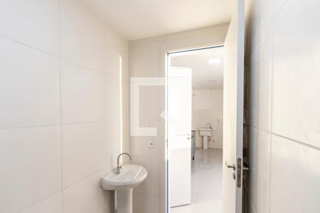 Apartamento à venda com 34m², 2 quartos e sem vaga Apartamento à venda com 34m², 2 quartos e sem vagaBanheiro