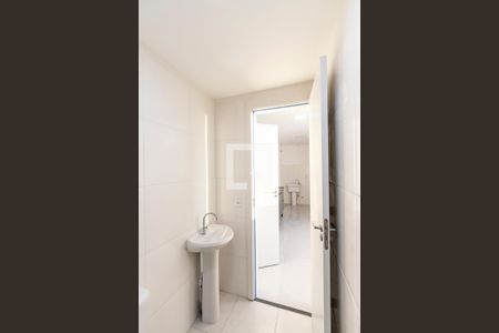 Apartamento à venda com 34m², 2 quartos e sem vaga Apartamento à venda com 34m², 2 quartos e sem vagaBanheiro