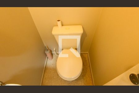 Casa de condomínio à venda com 110m², 2 quartos e 3 vagasLavabo