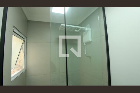 Casa de condomínio à venda com 110m², 2 quartos e 3 vagasBanheiro 1