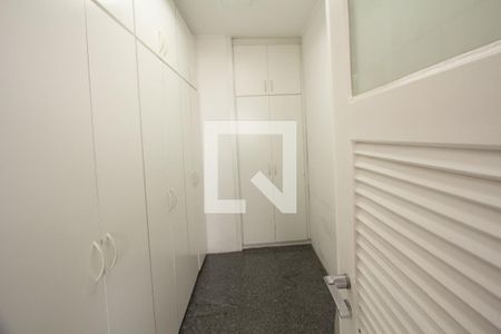 Apartamento à venda com 180m², 4 quartos e 2 vagasQuarto de Serviço