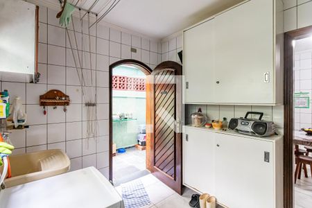 Casa à venda com 221m², 3 quartos e 4 vagas Casa à venda com 221m², 3 quartos e 4 vagasLavanderia