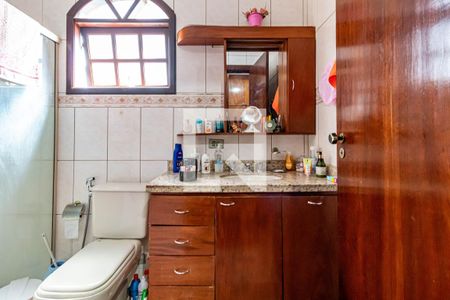 Casa à venda com 221m², 3 quartos e 4 vagas Casa à venda com 221m², 3 quartos e 4 vagasSuite - Banheiro