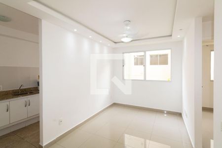 Sala de apartamento para alugar com 2 quartos, 51m² em Campo Grande, Rio de Janeiro