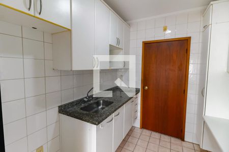 Apartamento para alugar com 61m², 2 quartos e 1 vaga Apartamento para alugar com 61m², 2 quartos e 1 vagaCozinha - Armários