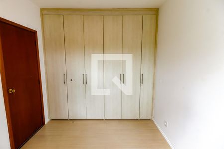 Apartamento para alugar com 61m², 2 quartos e 1 vaga Apartamento para alugar com 61m², 2 quartos e 1 vagaQuarto 2 - Armários