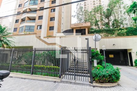 Apartamento para alugar com 61m², 2 quartos e 1 vaga Apartamento para alugar com 61m², 2 quartos e 1 vagaFachada e portaria