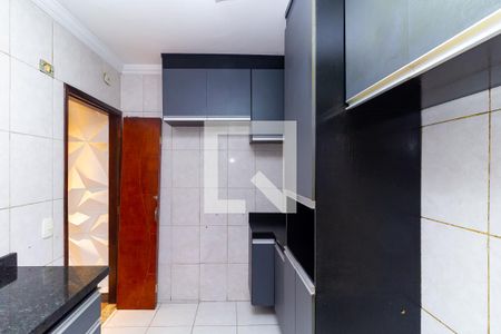 Casa para alugar com 65m², 2 quartos e 2 vagasCozinha