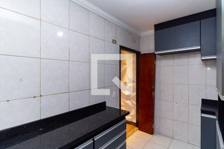 Casa para alugar com 65m², 2 quartos e 2 vagasCozinha